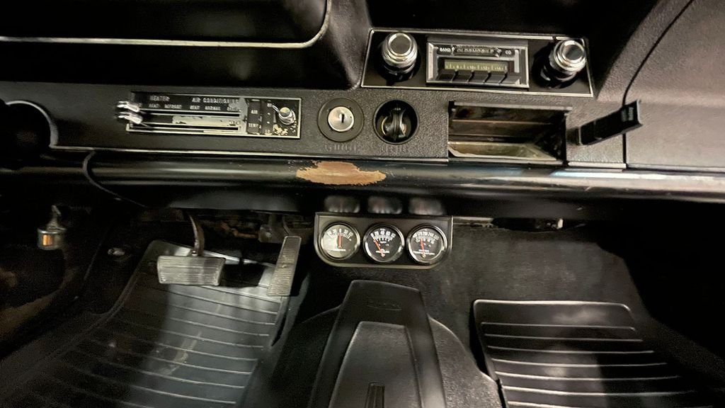 Used 1968  Oldsmobile Supreme image 46