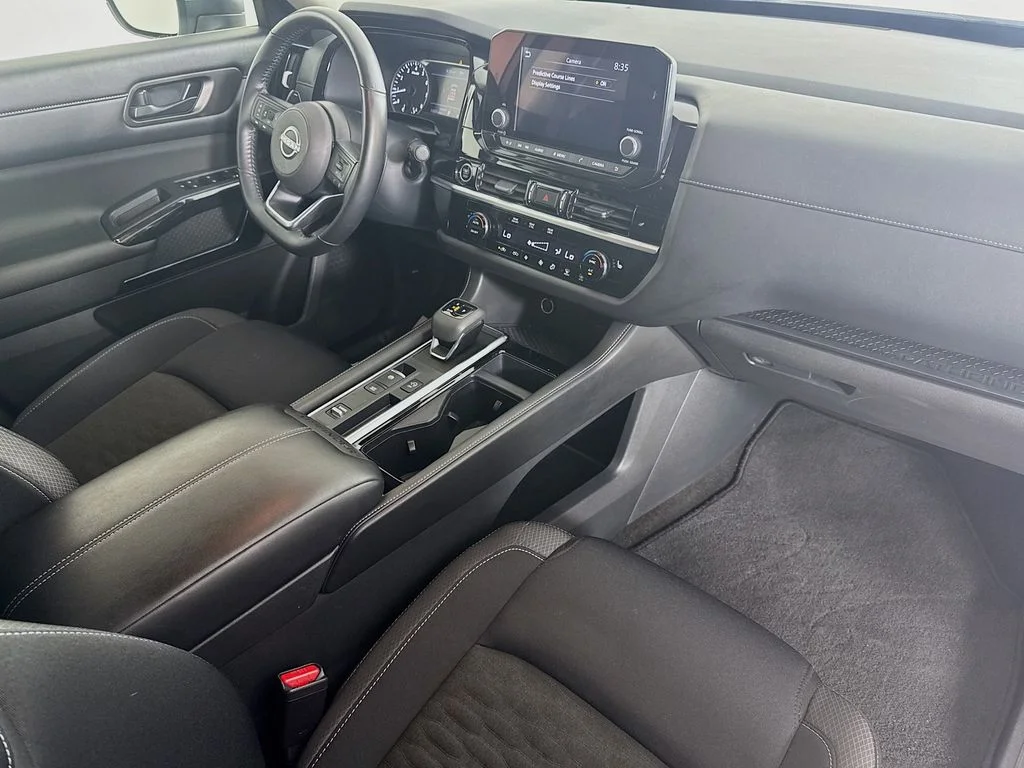 Certified Used 2024 White Nissan SV image 38