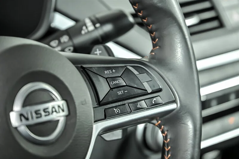 2022 Nissan Altima SR - Photo 20