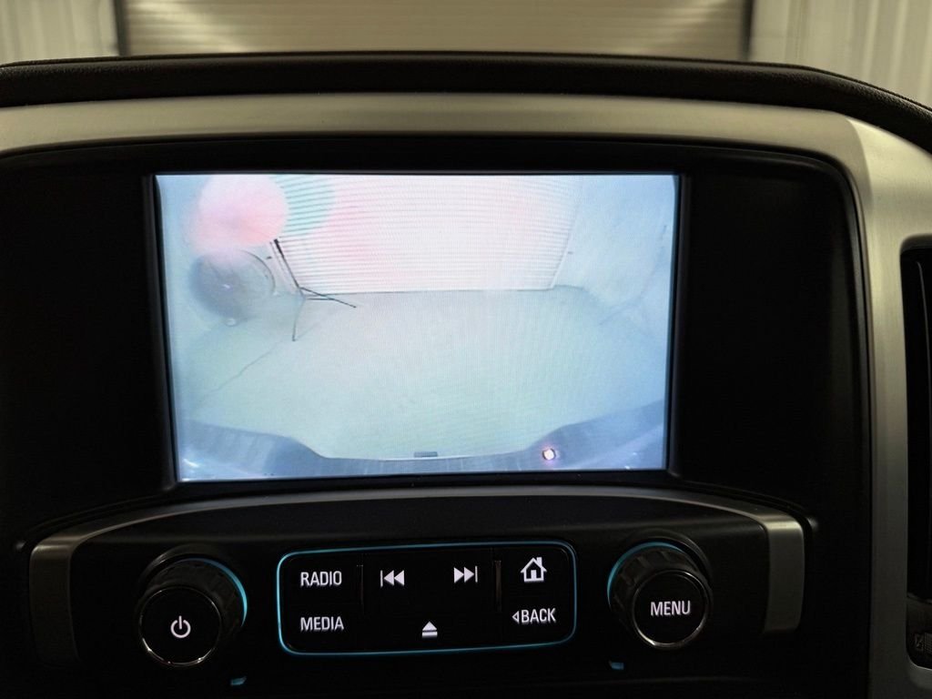 Used 2018 Red GMC SLT image 15