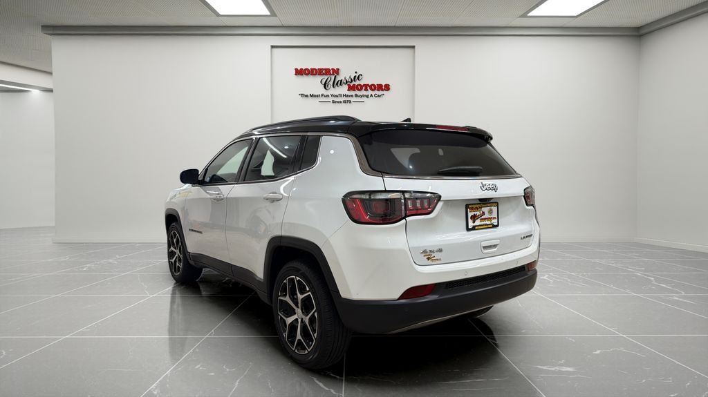 Used 2024 White Jeep Limited image 5