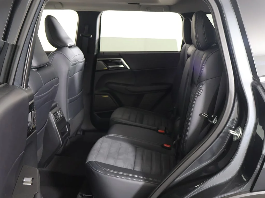 New 2026 Gray Mitsubishi SE 1.5T S-AWC image 31