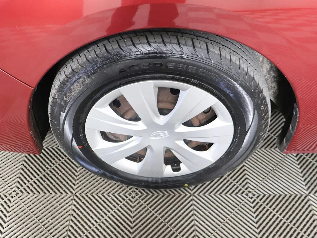 Used 2015 Red Subaru 2.0i image 14