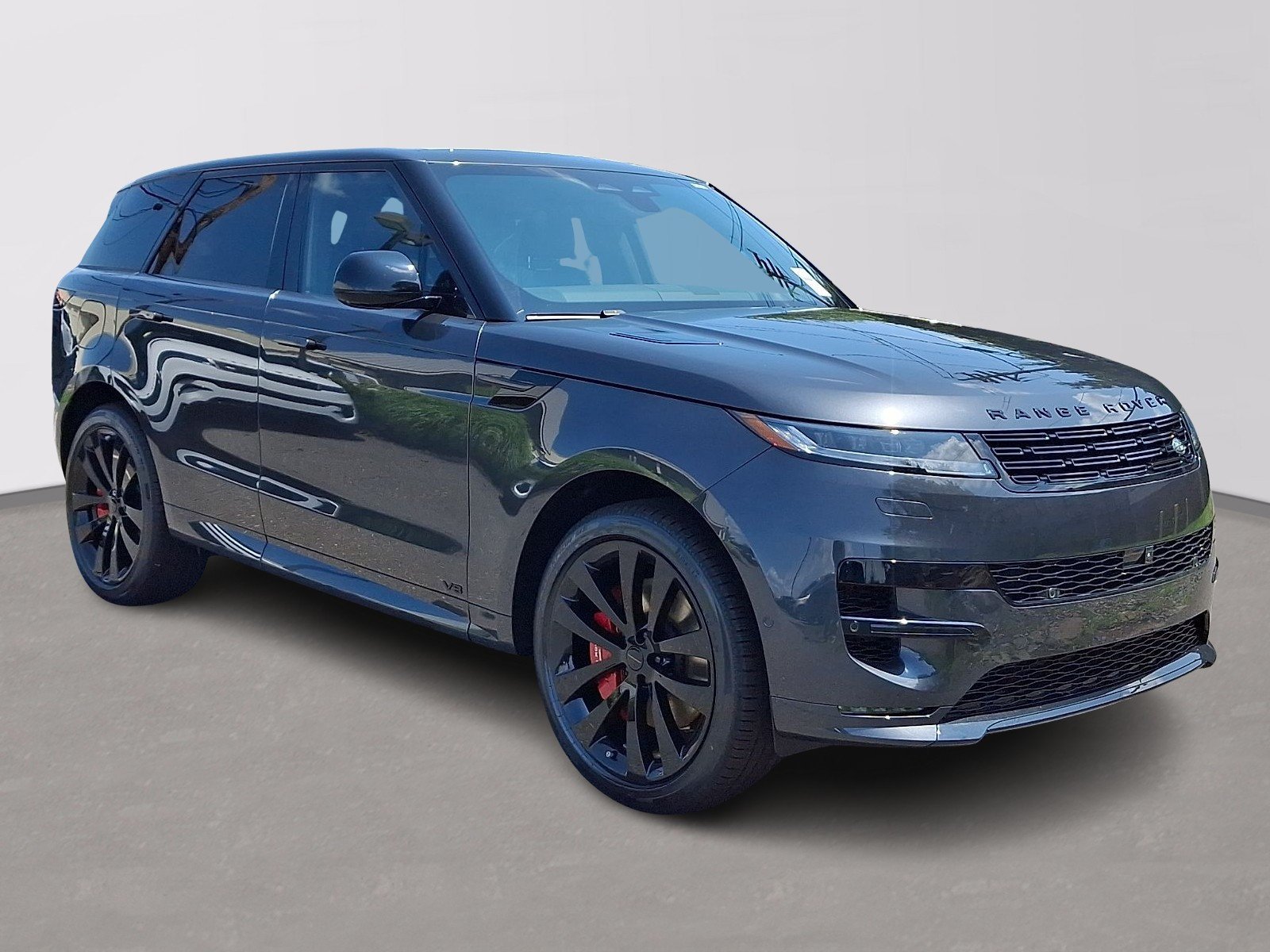 New 2026 Carpathian Grey Land Rover  image 2