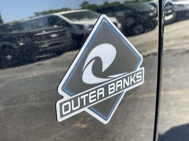 New 2026 Black Ford Outer Banks image 7