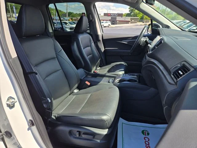 Used 2023 White Honda RTL-E image 22