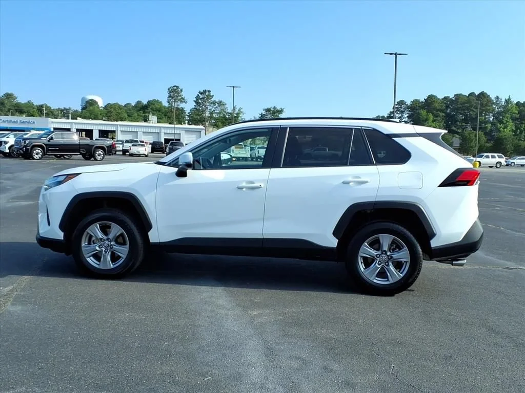 Used 2024 White Toyota XLE image 15