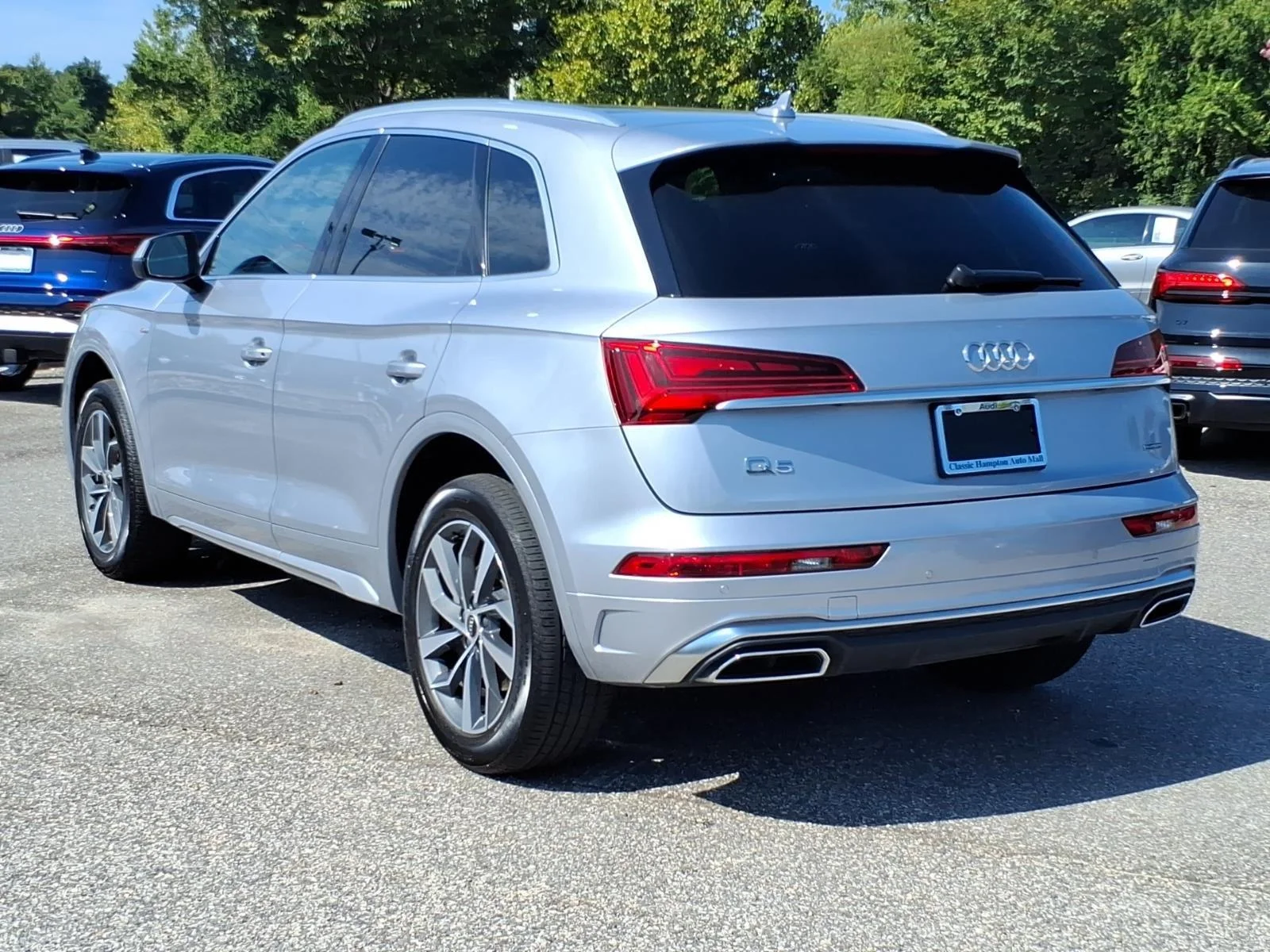 Used 2023 Florett Silver Metallic Audi S line Premium Plus image 10