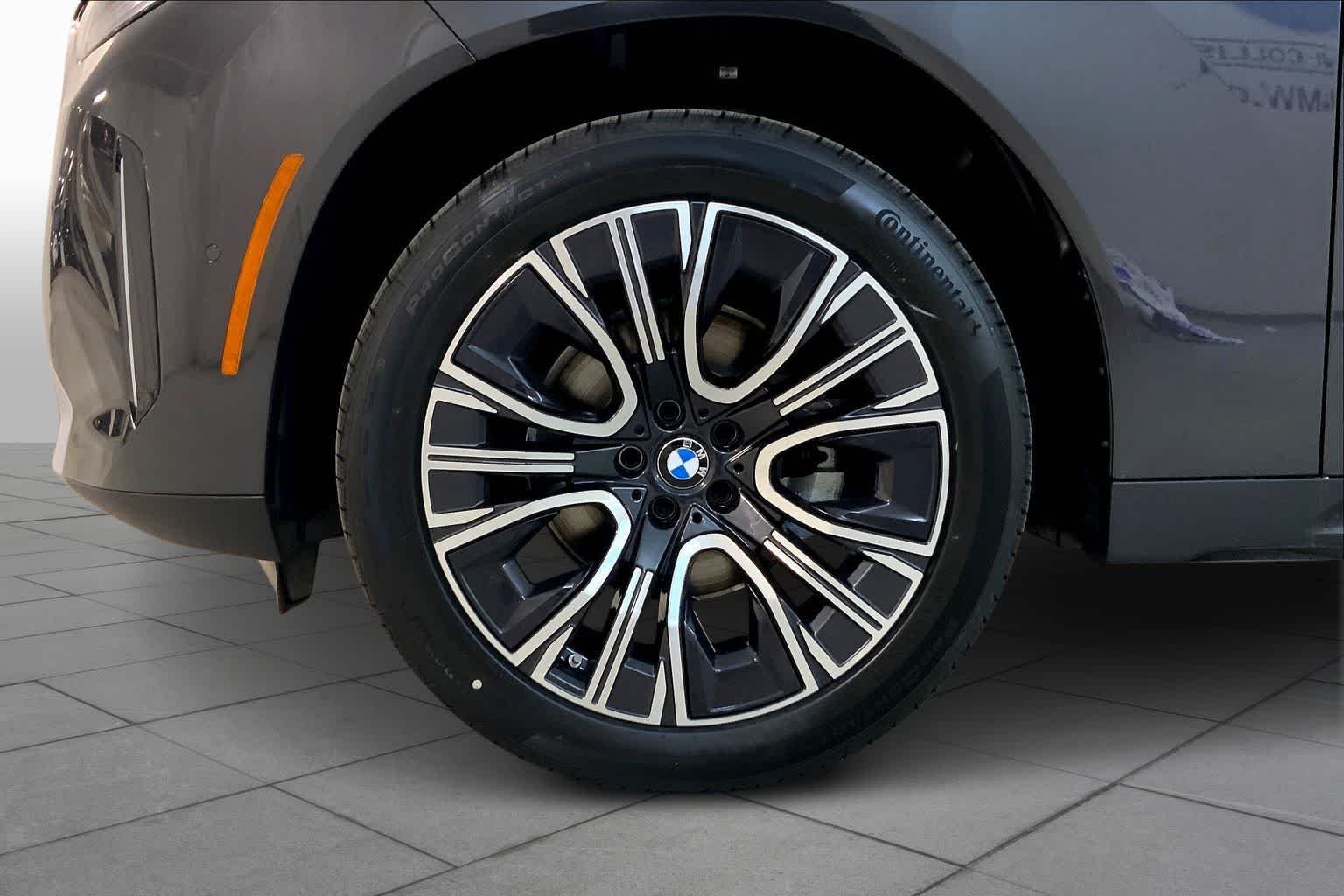 New 2026 Dark Graphite Metallic BMW 30 xDrive image 11