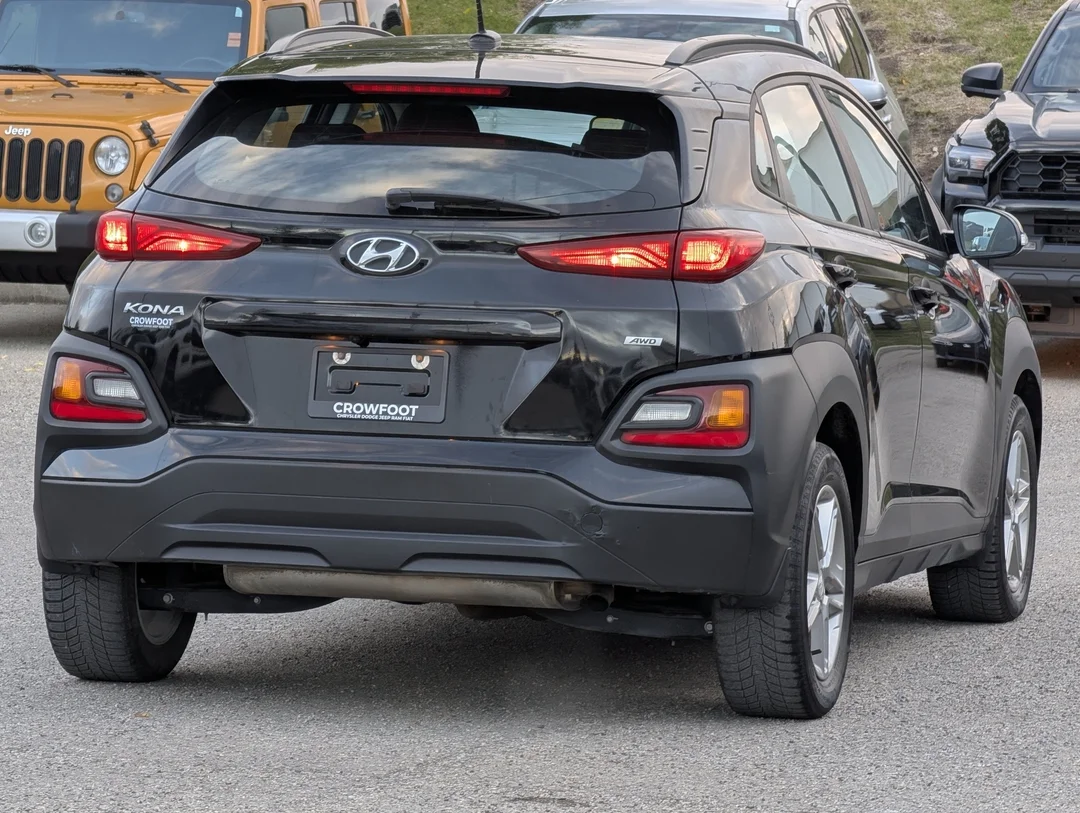 Used 2020 Black Hyundai Essential - - FWD - 2.0L 4-Cyl - Lane Keep Assist - Forward Collision Warning - Backup Cam & More! image 8