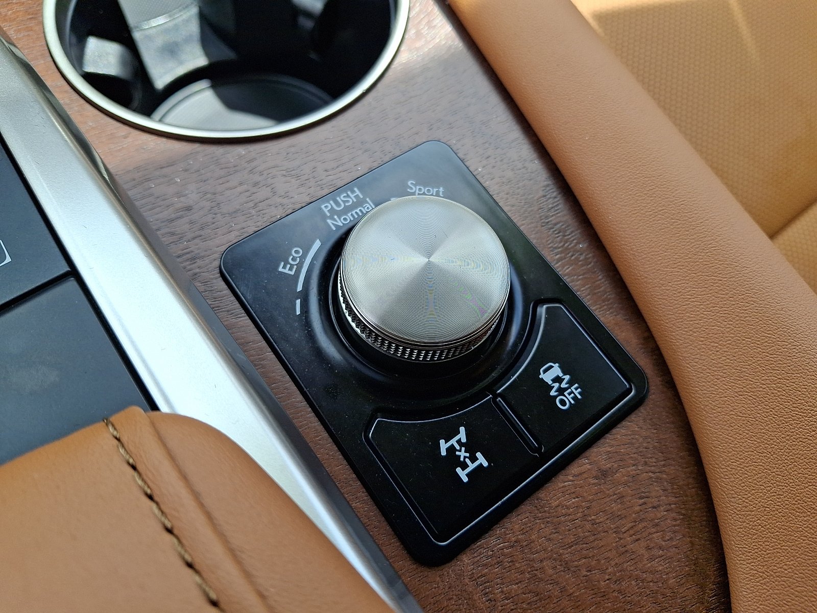 Certified Used 2022 CAVIAR Lexus AWD image 25