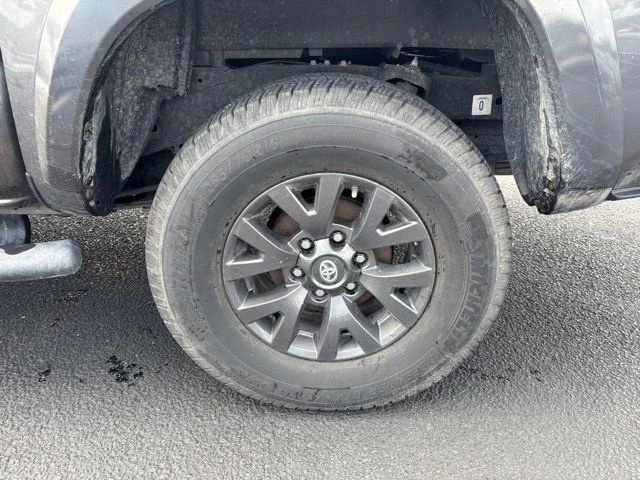 Used 2020 Gray Toyota SR5 image 7