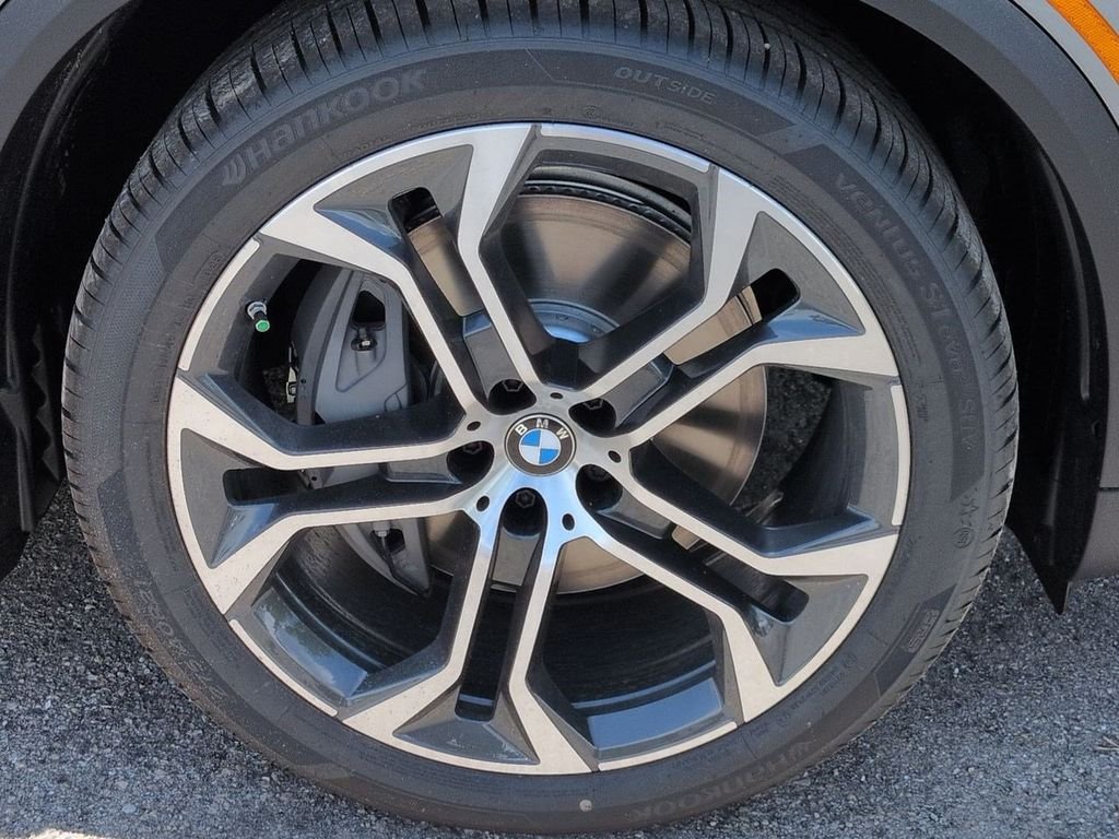 New 2026 Gray Metallic BMW xDrive50e image 11