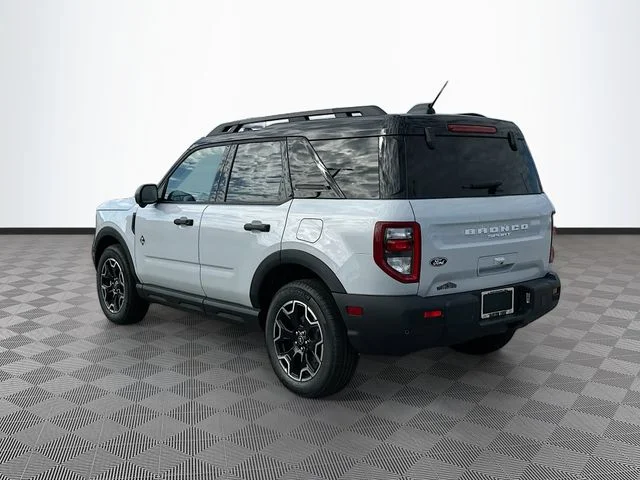 New 2026 White Metallic Ford Outer Banks image 4