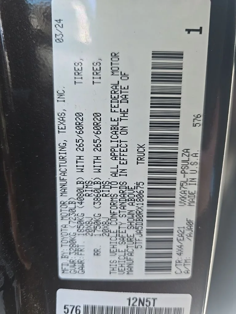Used 2024  Toyota Limited image 13