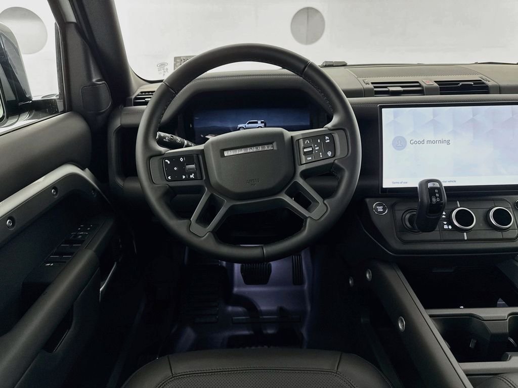 New 2026 Fuji White Land Rover X-Dynamic SE image 23