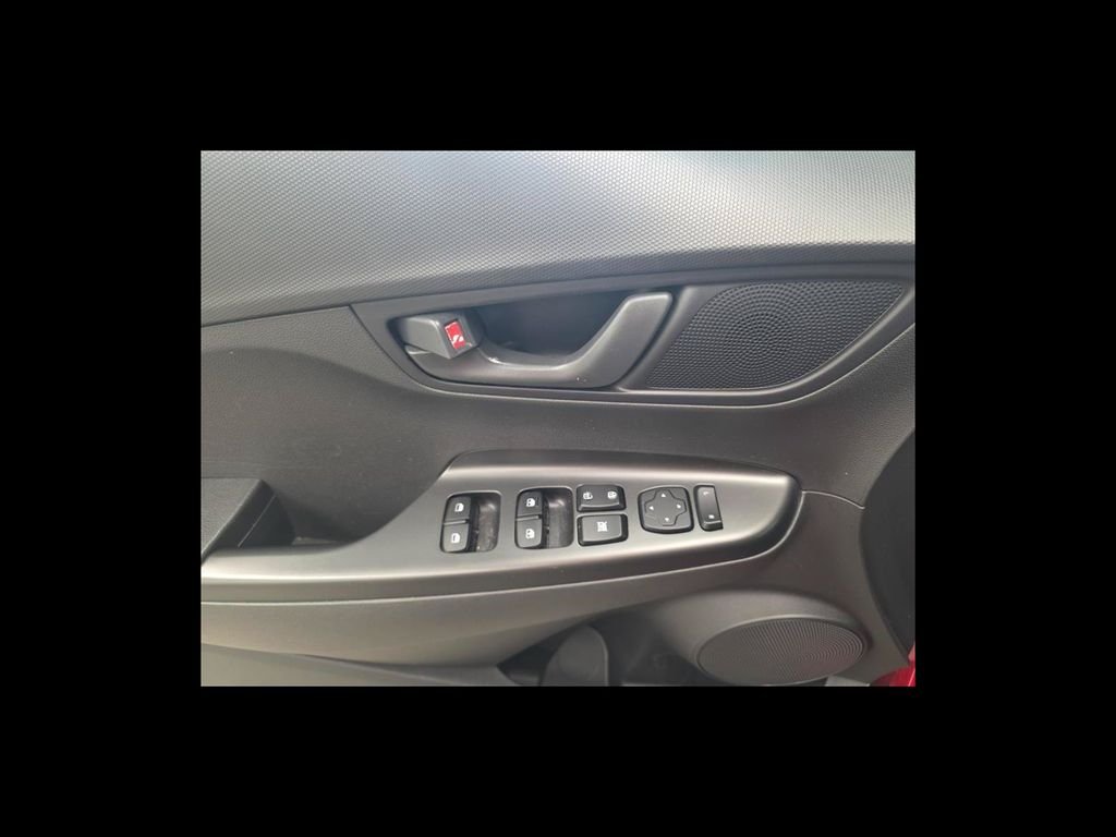 Used 2023 Red Hyundai SEL image 12