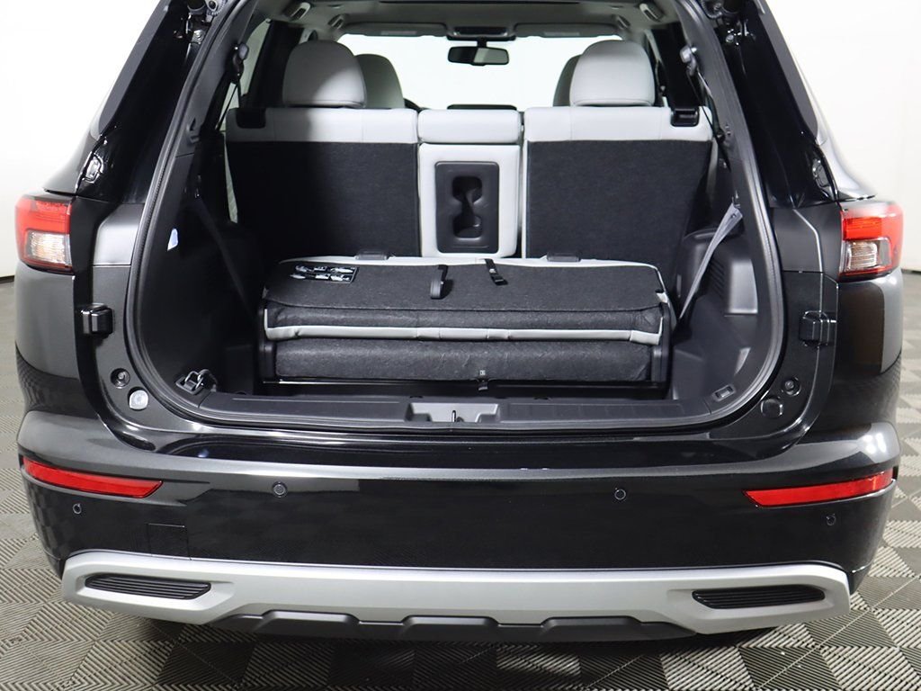 2025 Mitsubishi Outlander Plug-in Hybrid Platinum Edition - Photo 21
