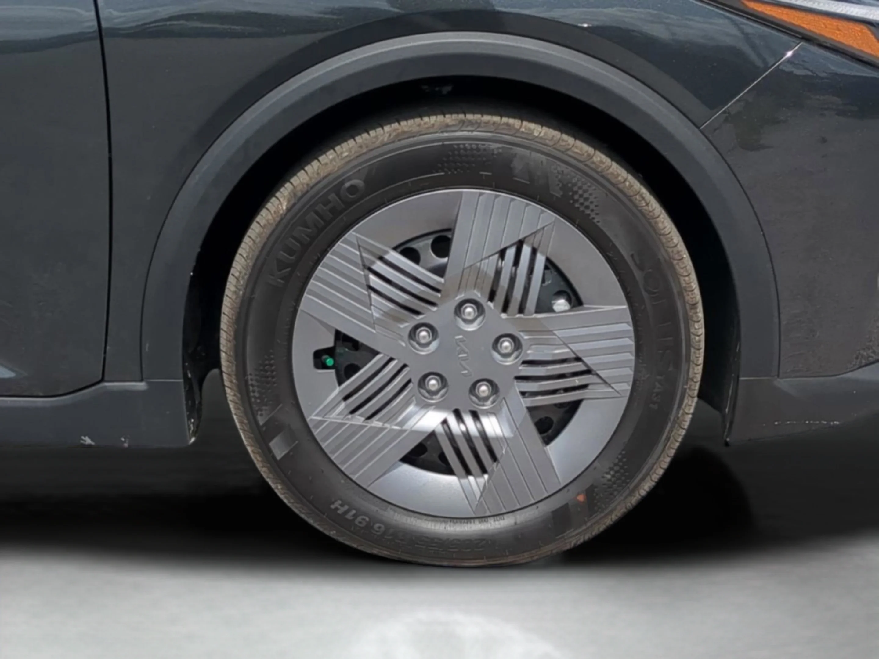 New 2026 Interstellar Gray Kia LX image 49
