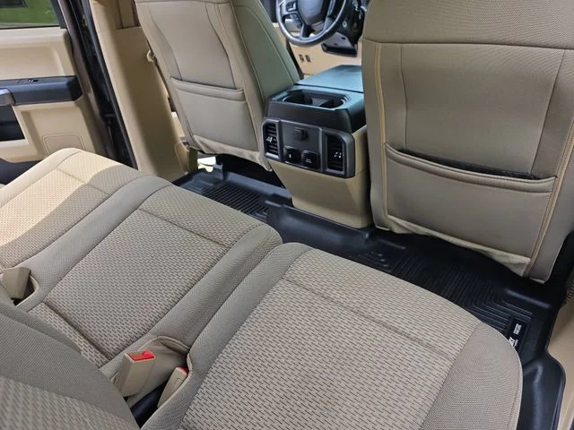 Used 2019 Gray Ford XLT image 12