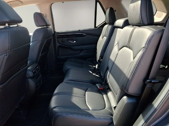 Used 2024 Gray Honda Touring image 10