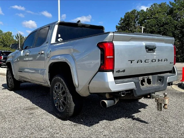 Used 2025 Silver Toyota SR5 image 6