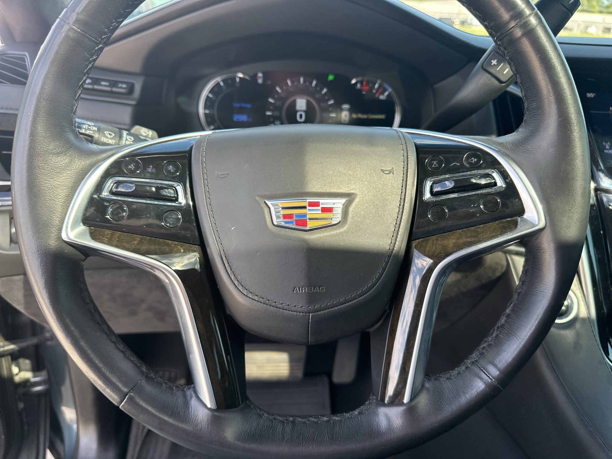 Used 2019 Shadow Metallic Cadillac Platinum image 17