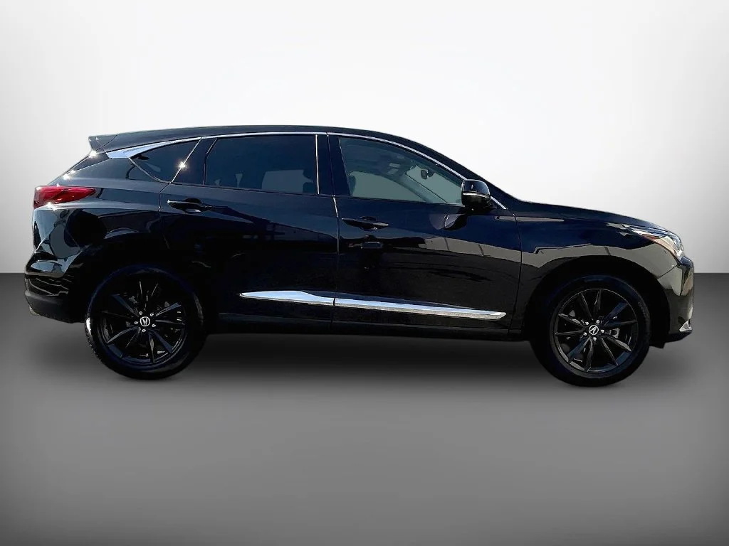 Used 2023 Majestic Black Pearl Acura Technology Package image 8
