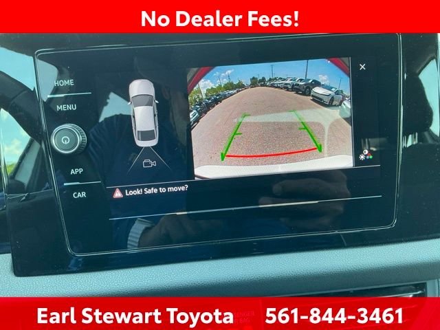 Used 2025 White Volkswagen 1.5T Sport image 34