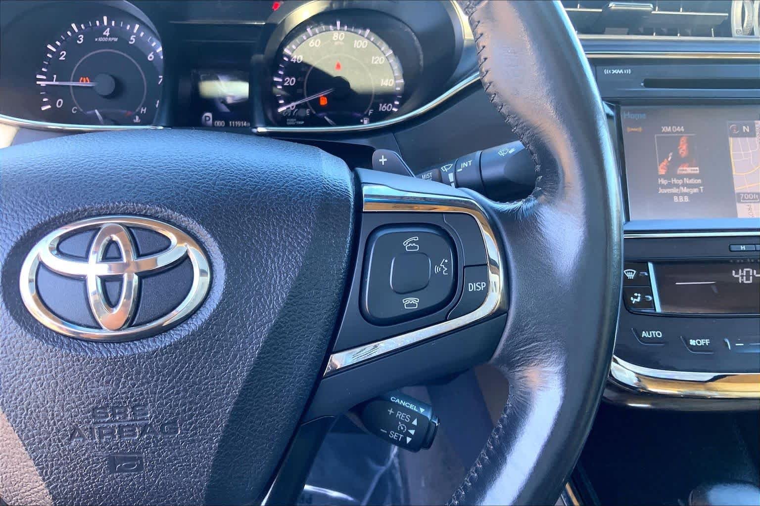 Used 2015 Ooh La La Rouge Mica Toyota XLE Touring image 48