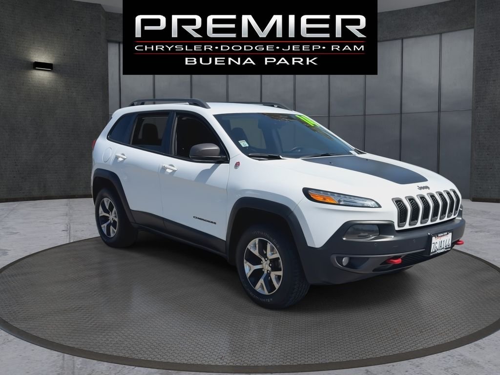 Used 2014 Jeep Cherokee Trailhawk with VIN 1C4PJMBS2EW187103 for sale in Buena Park, CA