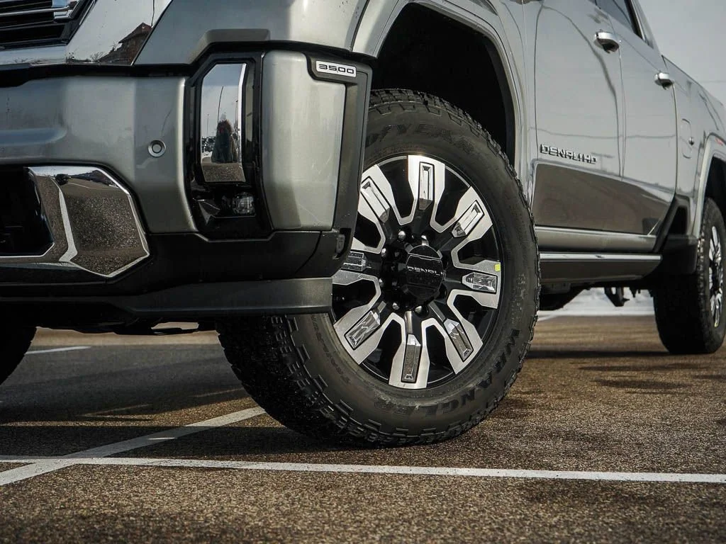 2026 GMC Sierra 3500HD Denali - Photo 6