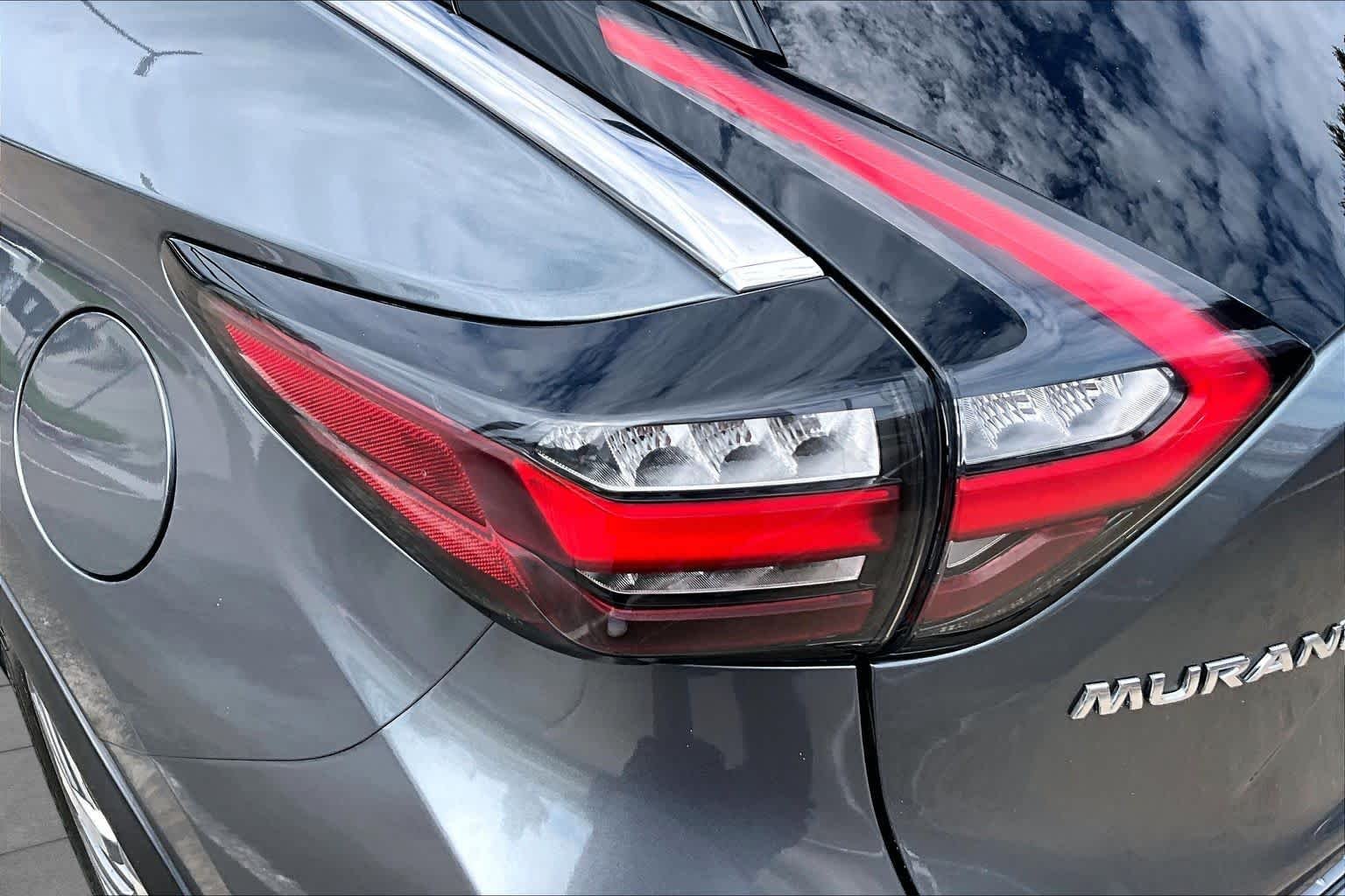 Used 2020 Gun Metallic Nissan SL image 29