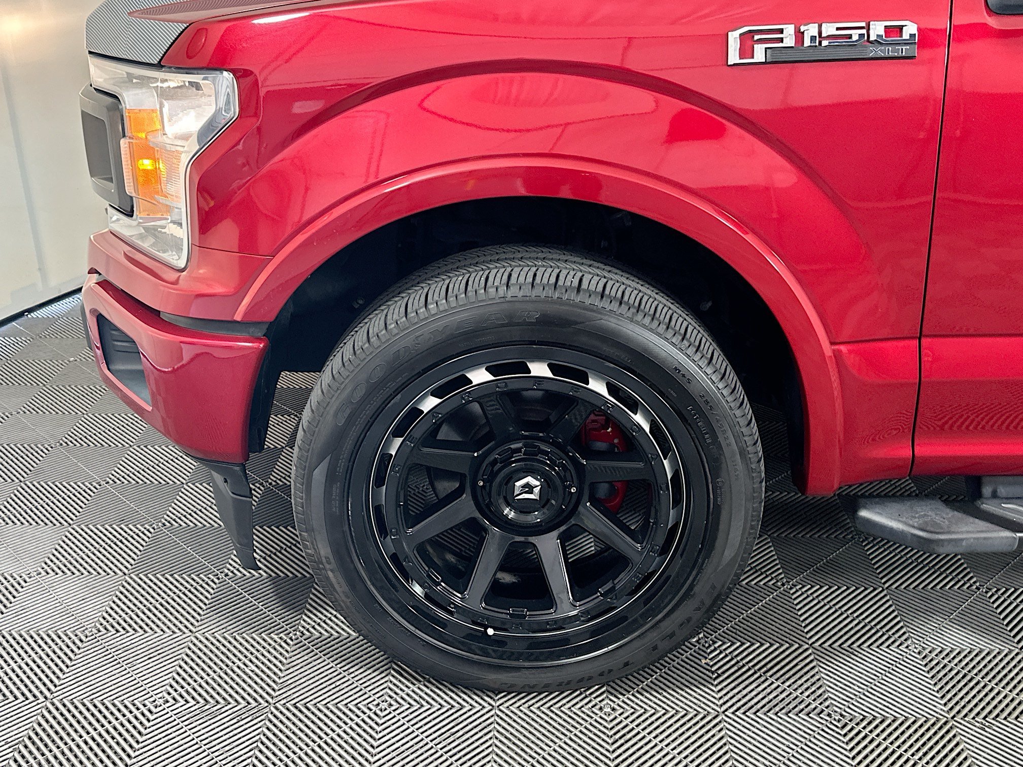 Used 2020 Red Metallic Ford XLT image 11