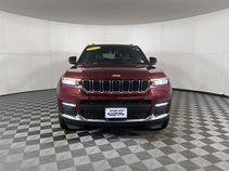 Used 2025 Velvet Red Pearlcoat Jeep Limited image 3