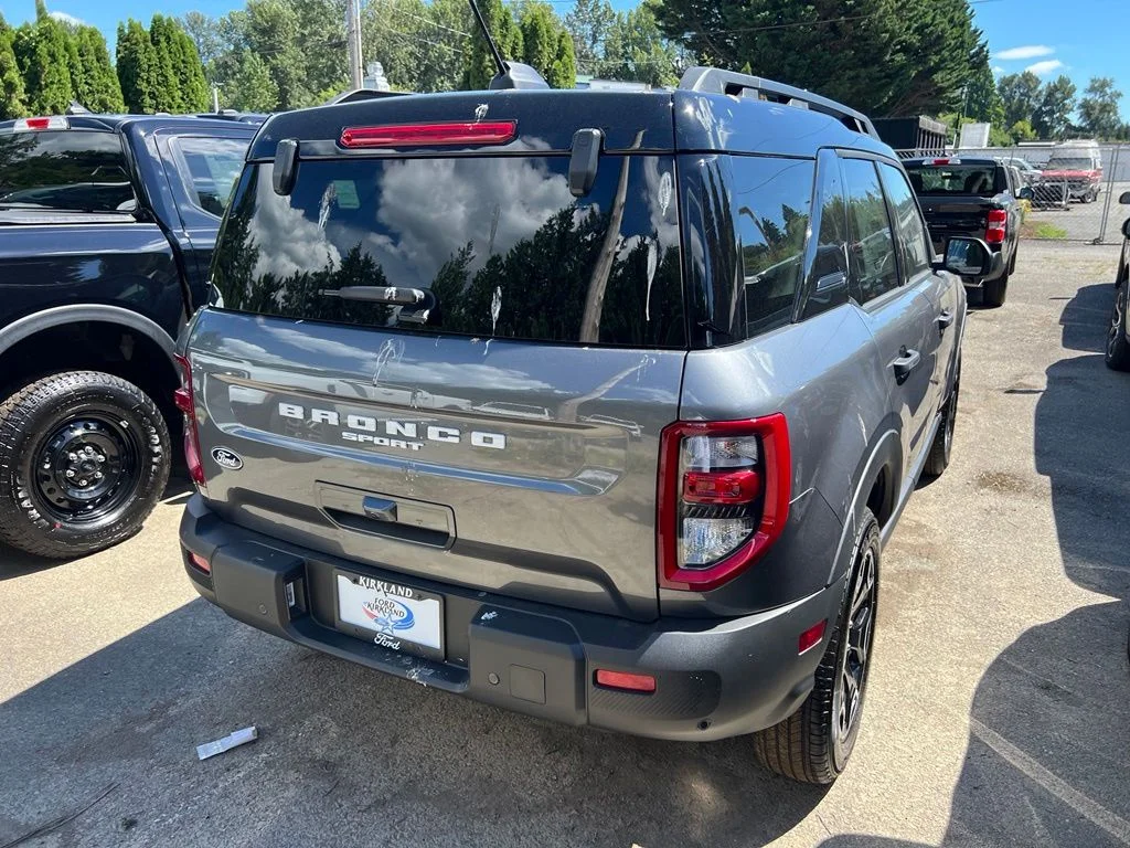 New 2026 Carbonized Gray Metallic Ford Outer Banks® image 7