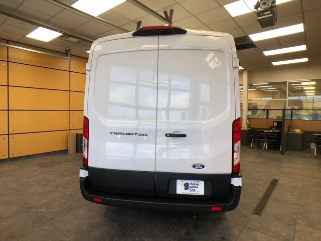 New 2026 Oxford White Ford Cargo Van image 6