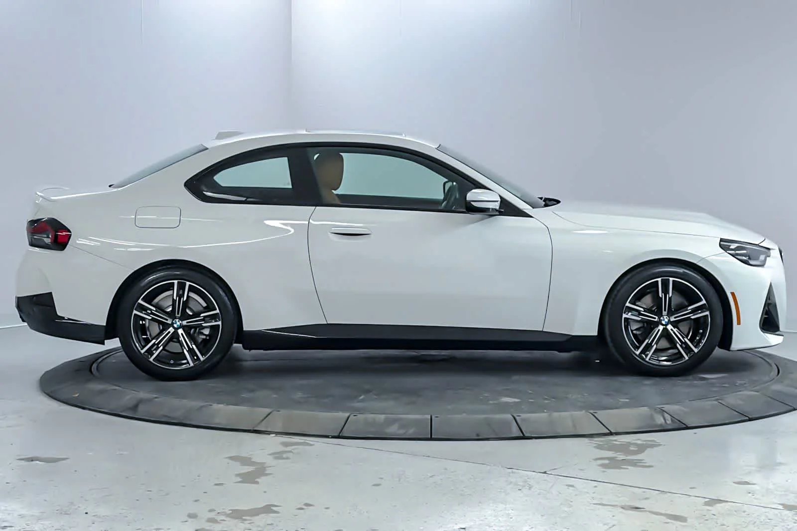Used 2023 Alpine White BMW 230i image 8