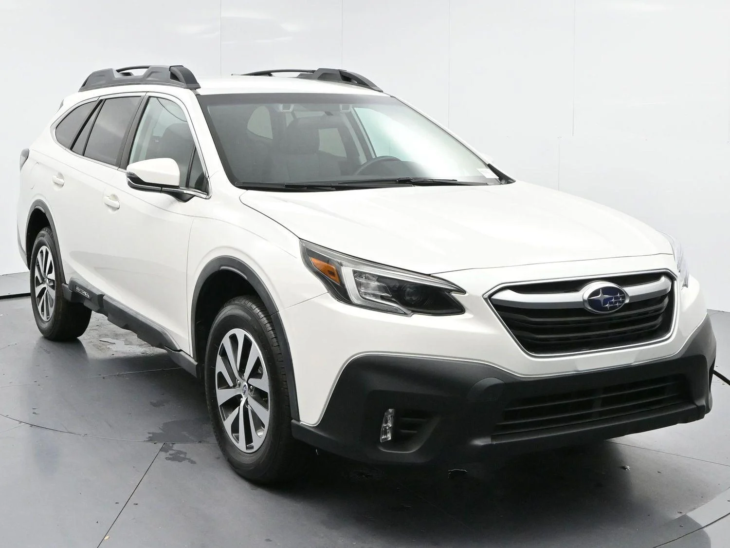 Used 2020 Crystal White Pearl Subaru Premium image 2