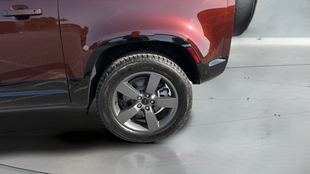 New 2026 Sedona Red Land Rover X-Dynamic SE image 16