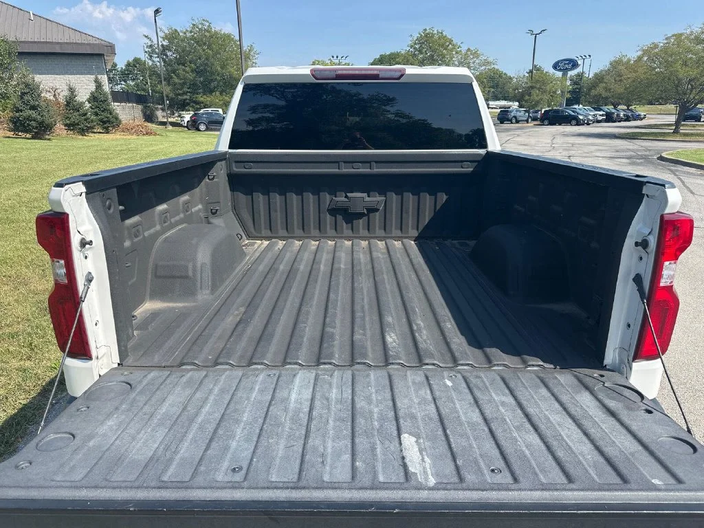 Used 2019 Beige Chevrolet LTZ image 9