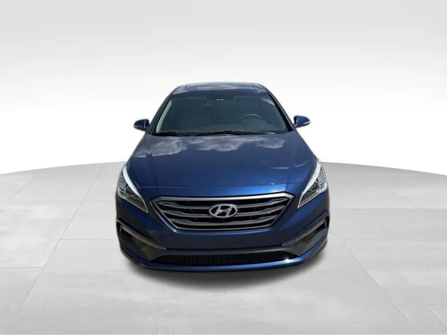 Used 2016 Blue Hyundai Limited image 8