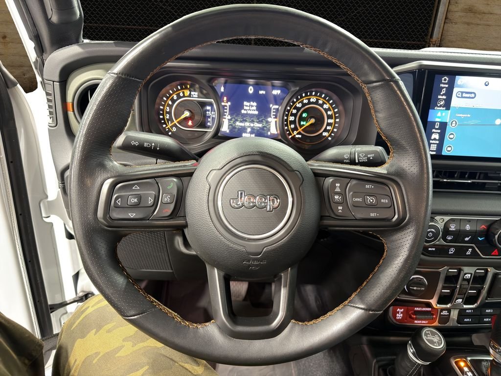 Used 2024 Bright White Clearcoat Jeep Mojave X image 24