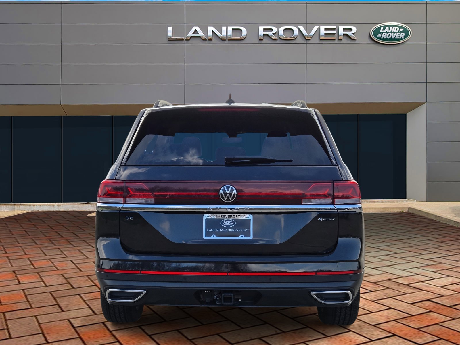 Used 2025 Deep Black Pearl Volkswagen 2.0T SE w/Technology image 5