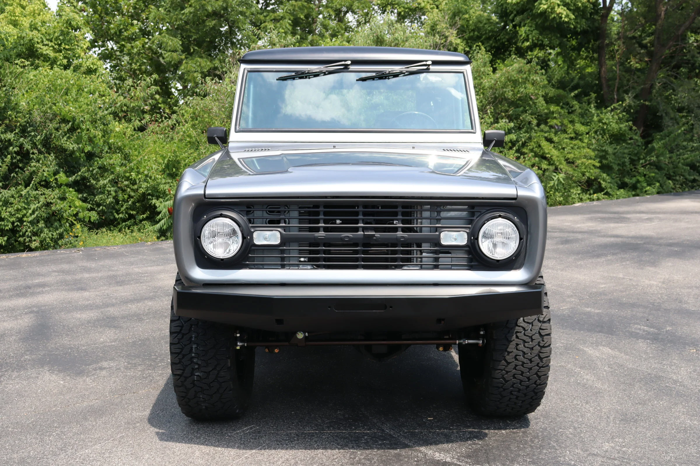 Used 1972 Gray Ford  image 2