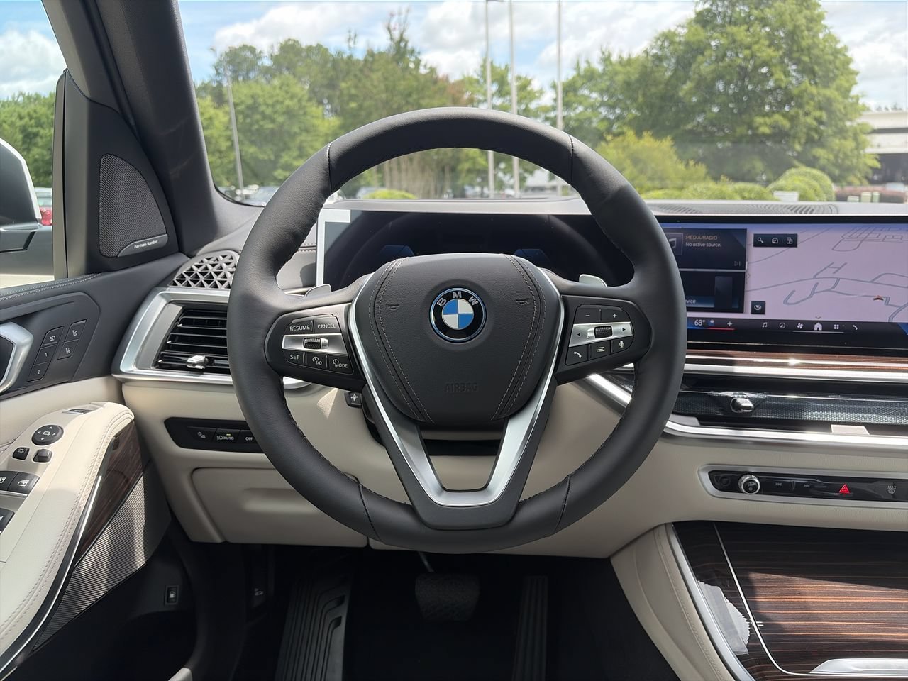 New 2026 Alpine White BMW xDrive50e image 21