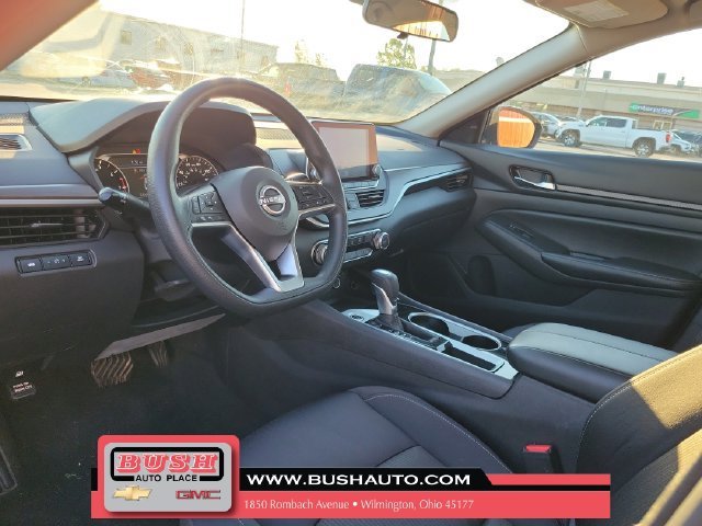 Used 2024 Gray Nissan 2.5 SV image 19