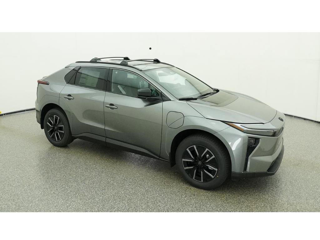 New 2026 Heavy Metal Toyota XLE image 12