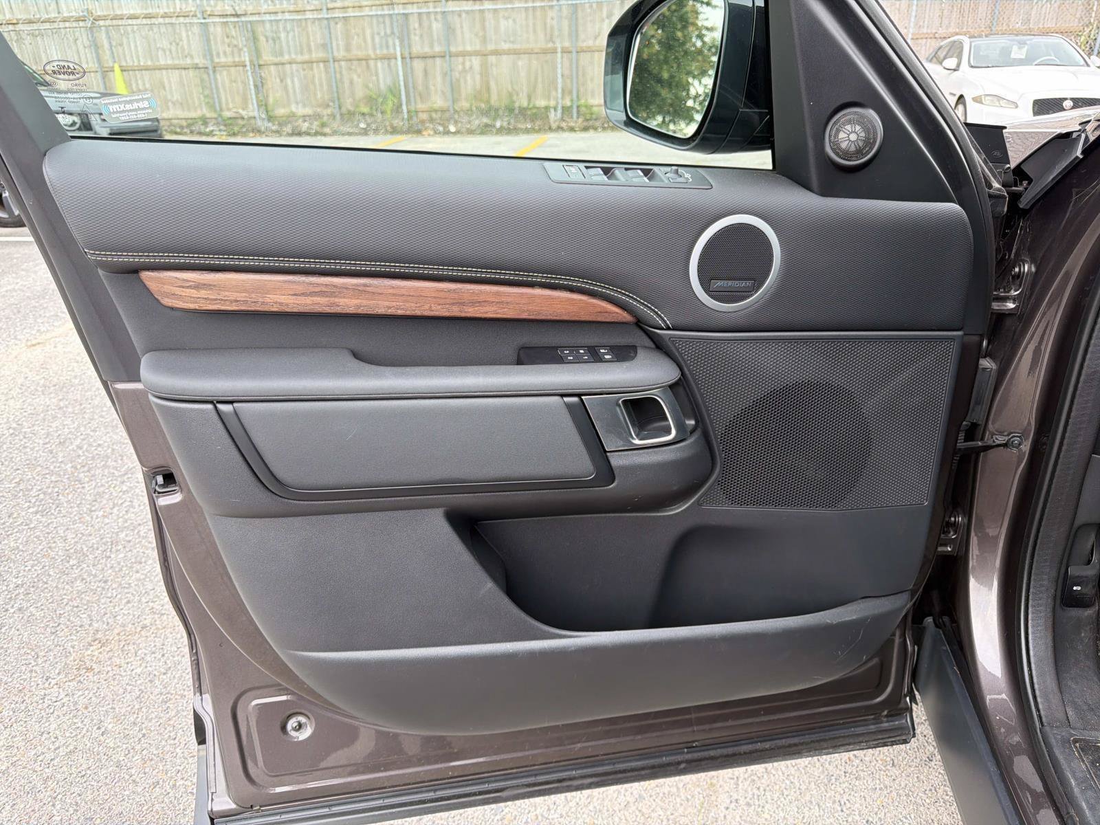 Certified Used 2025 Gray Land Rover Dynamic SE image 19