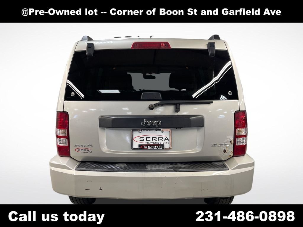 Used 2008 Gray Jeep Sport image 4